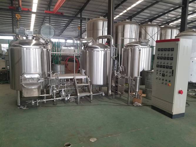 鹤壁全套啤酒设备一套多少钱？开精酿厂到底得配齐哪些？